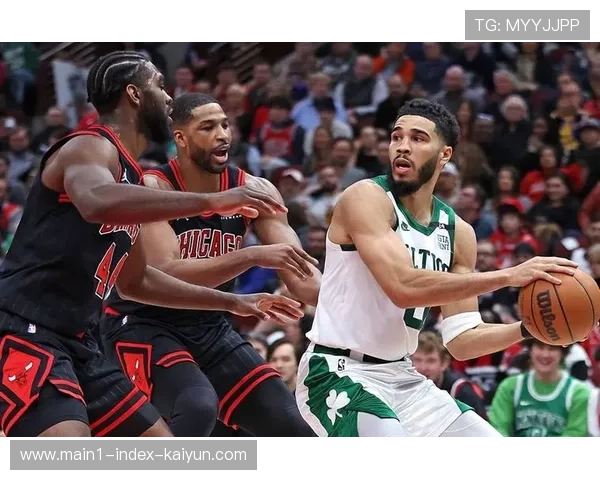 雨果-冈萨雷斯顶替布朗首发砍18分16板，绿军锋线新星迎生涯夜